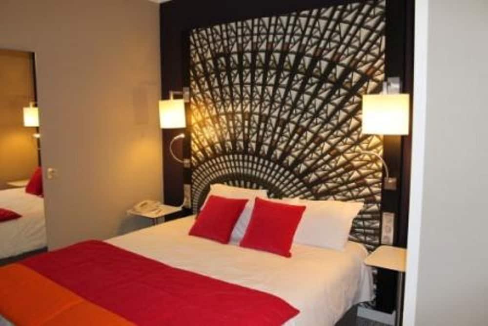 Mercure Nantes Centre Grand Hotel Exterior photo